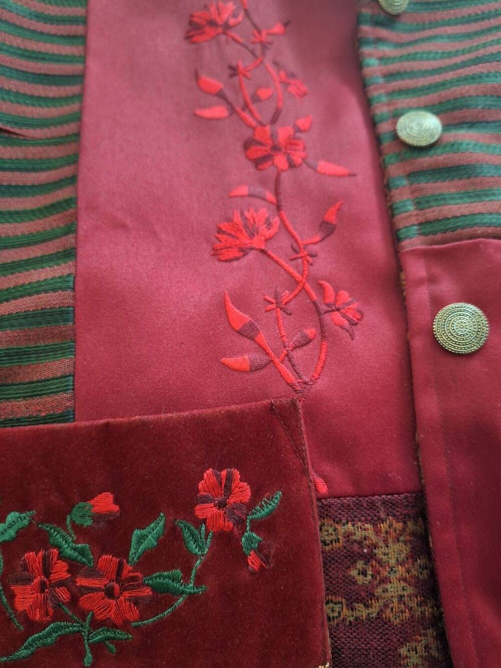 Reversible Patchwork Embroidered Jacket - Picture 3 of 5